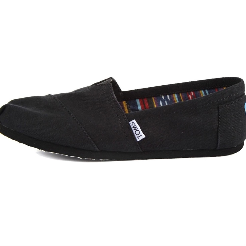 Toms black on black canvas womens